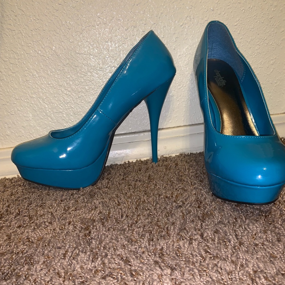 Teal platform heels